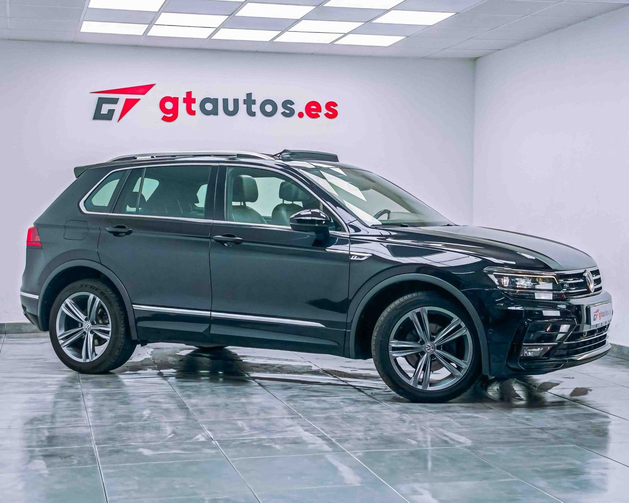 Volkswagen Tiguan 2.0 TDI R-Line DSG Sport BlueMotion 150CV - foto 29