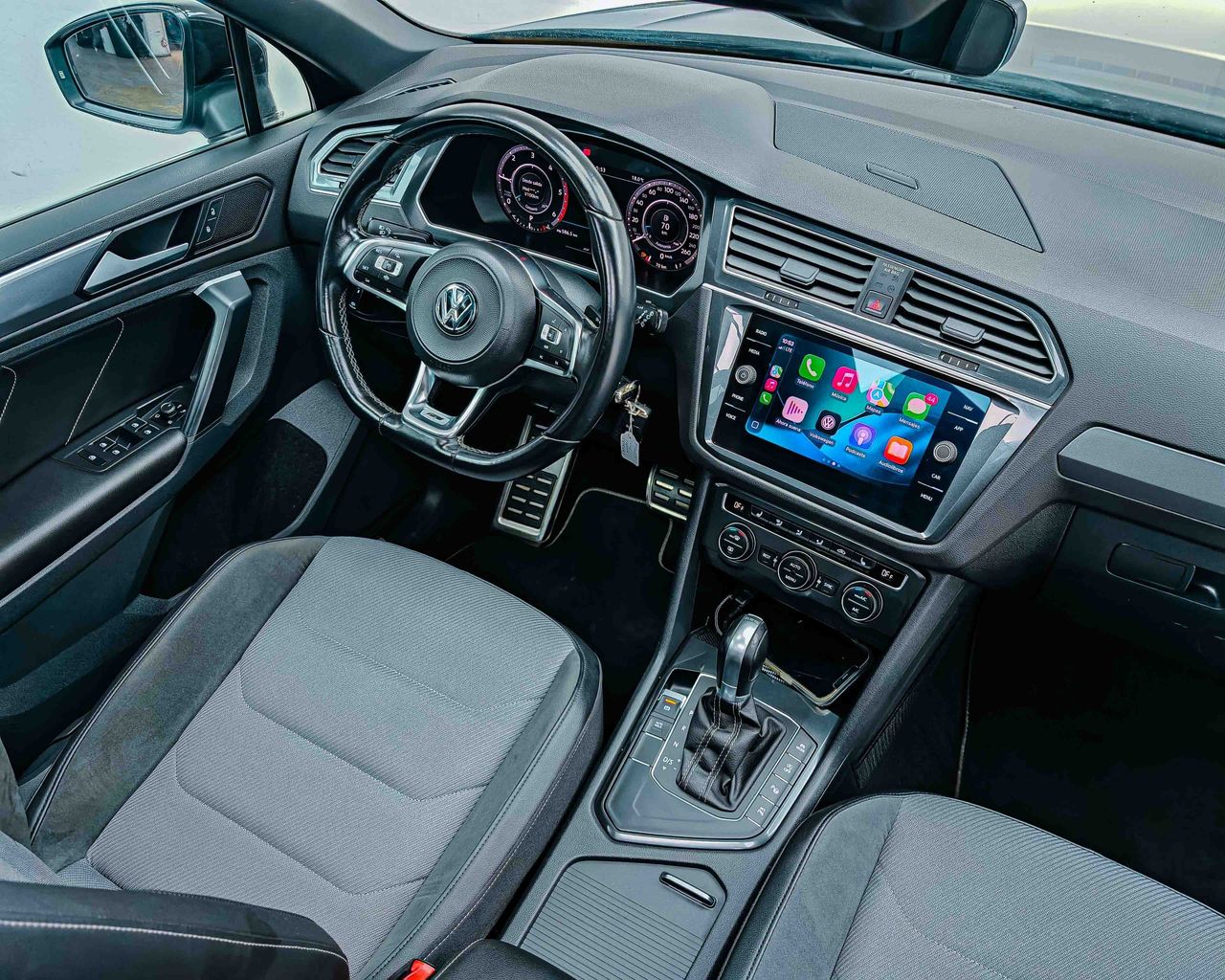 Volkswagen Tiguan 2.0 TDI R-Line DSG Sport BlueMotion 150CV - foto 30