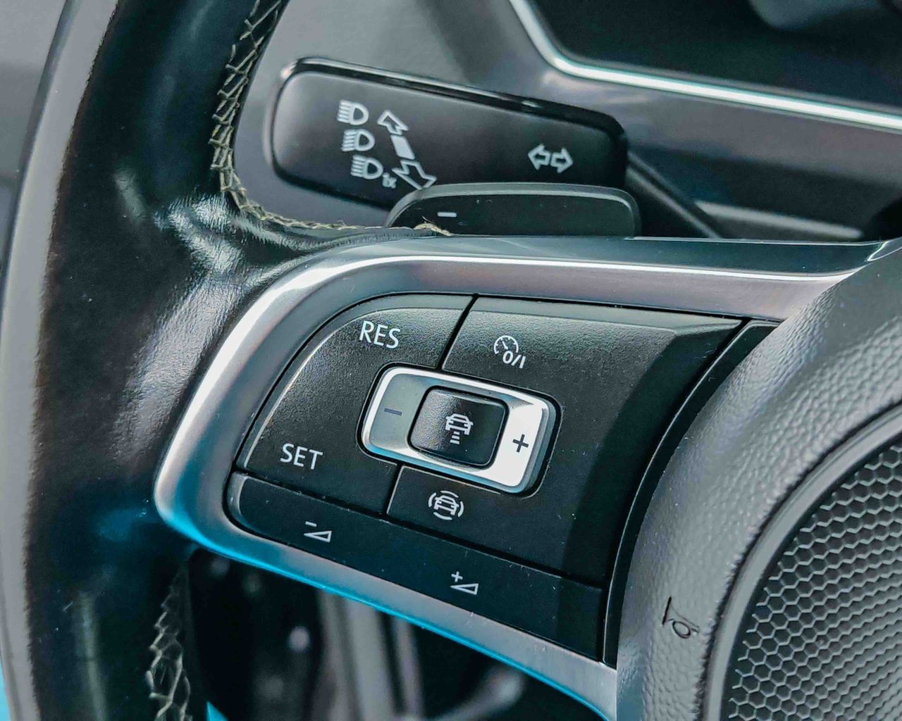 Volkswagen Tiguan 2.0 TDI R-Line DSG Sport BlueMotion 150CV - foto 9