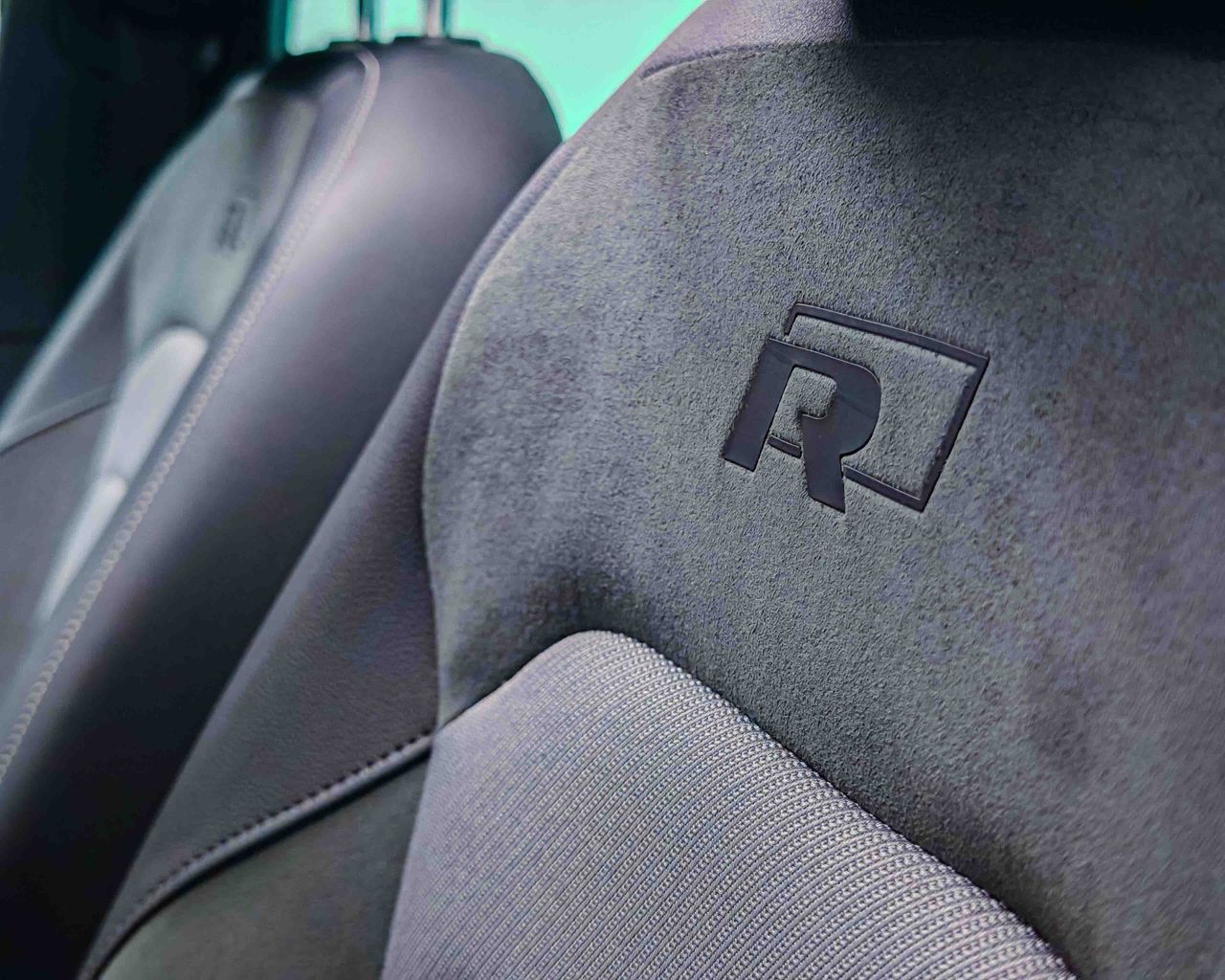 Volkswagen Tiguan 2.0 TDI R-Line DSG Sport BlueMotion 150CV - foto 26