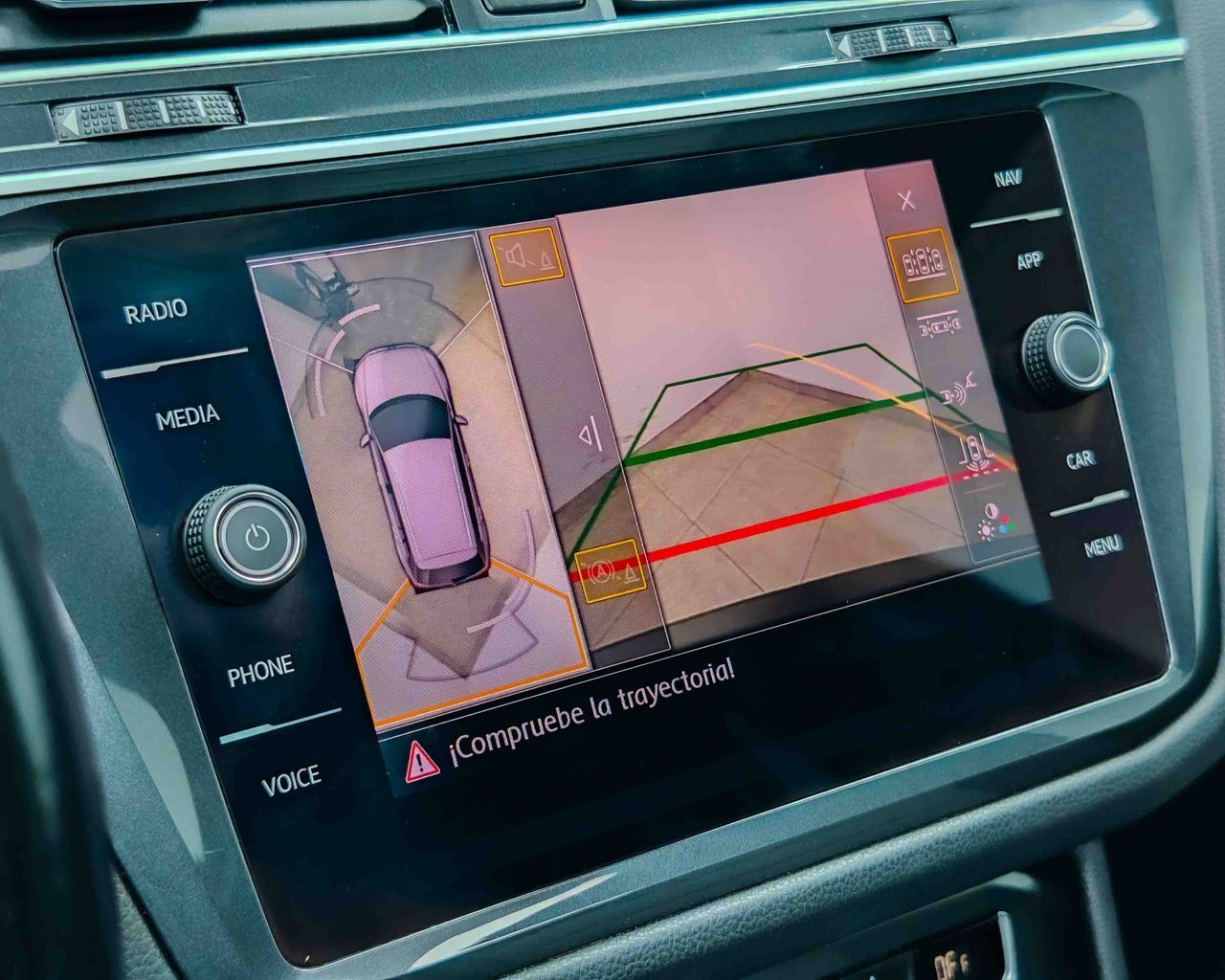 Volkswagen Tiguan 2.0 TDI R-Line DSG Sport BlueMotion 150CV - foto 7