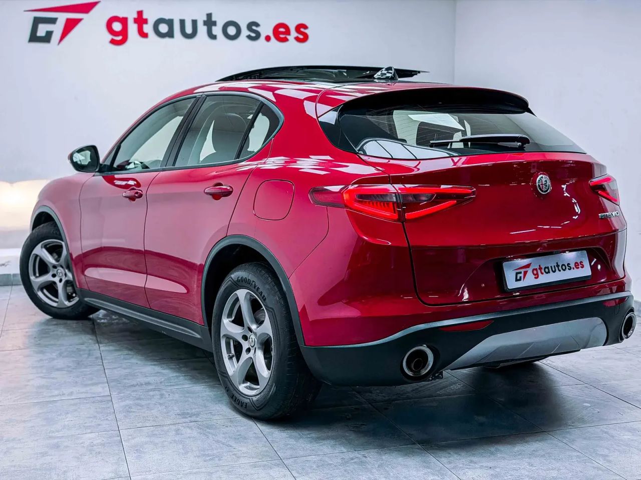Alfa Romeo Stelvio 2.2 JTDM Basis 2WD 150CV