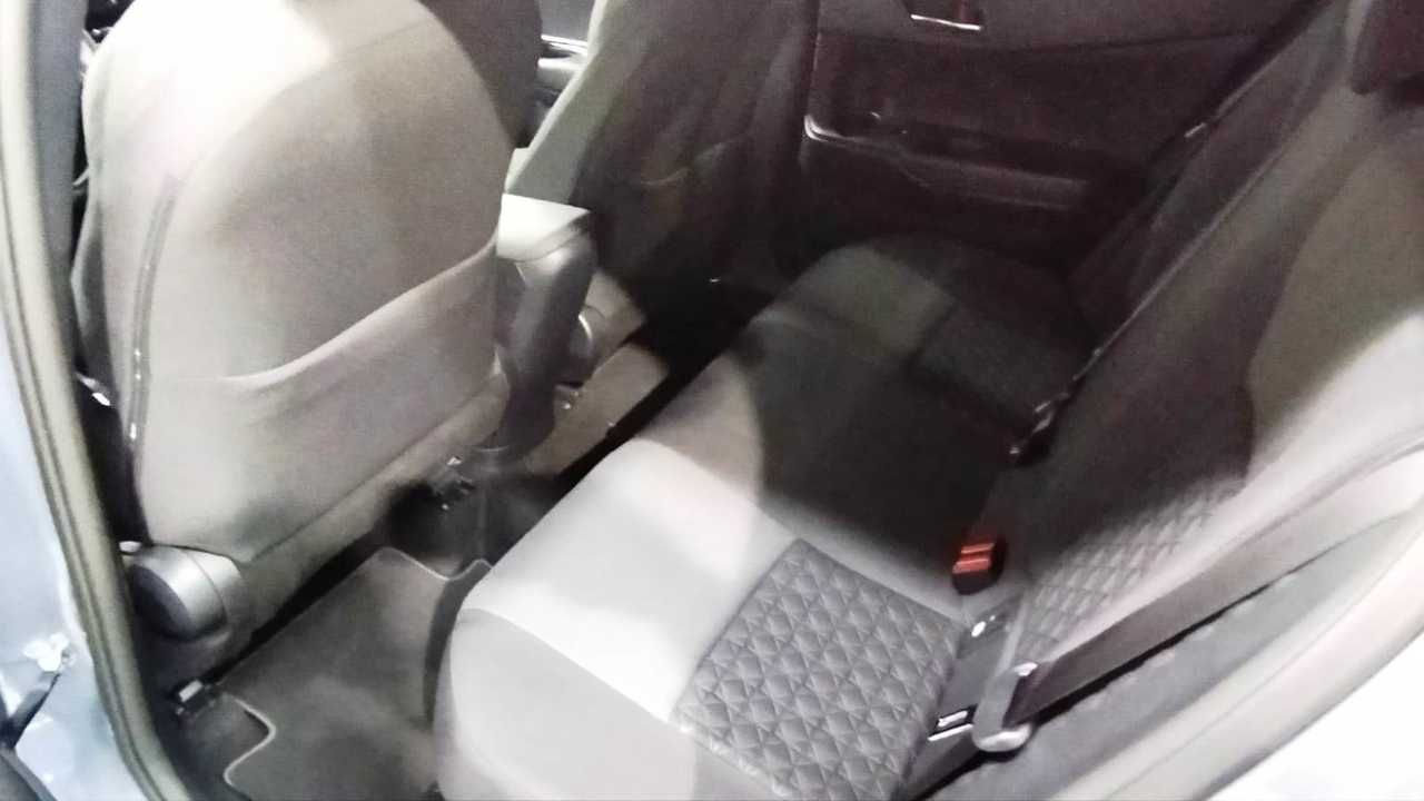 Toyota C-HR 1.8 125H Advance - foto 9