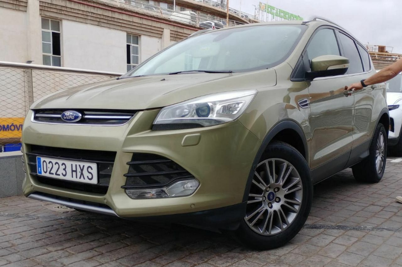 ford kuga 2014 /