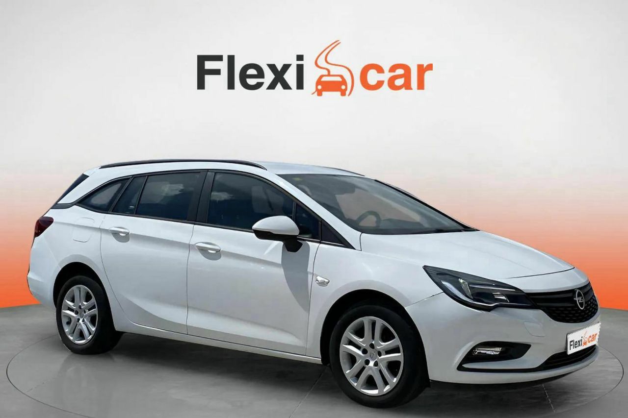 Foto opel astra 2018 /