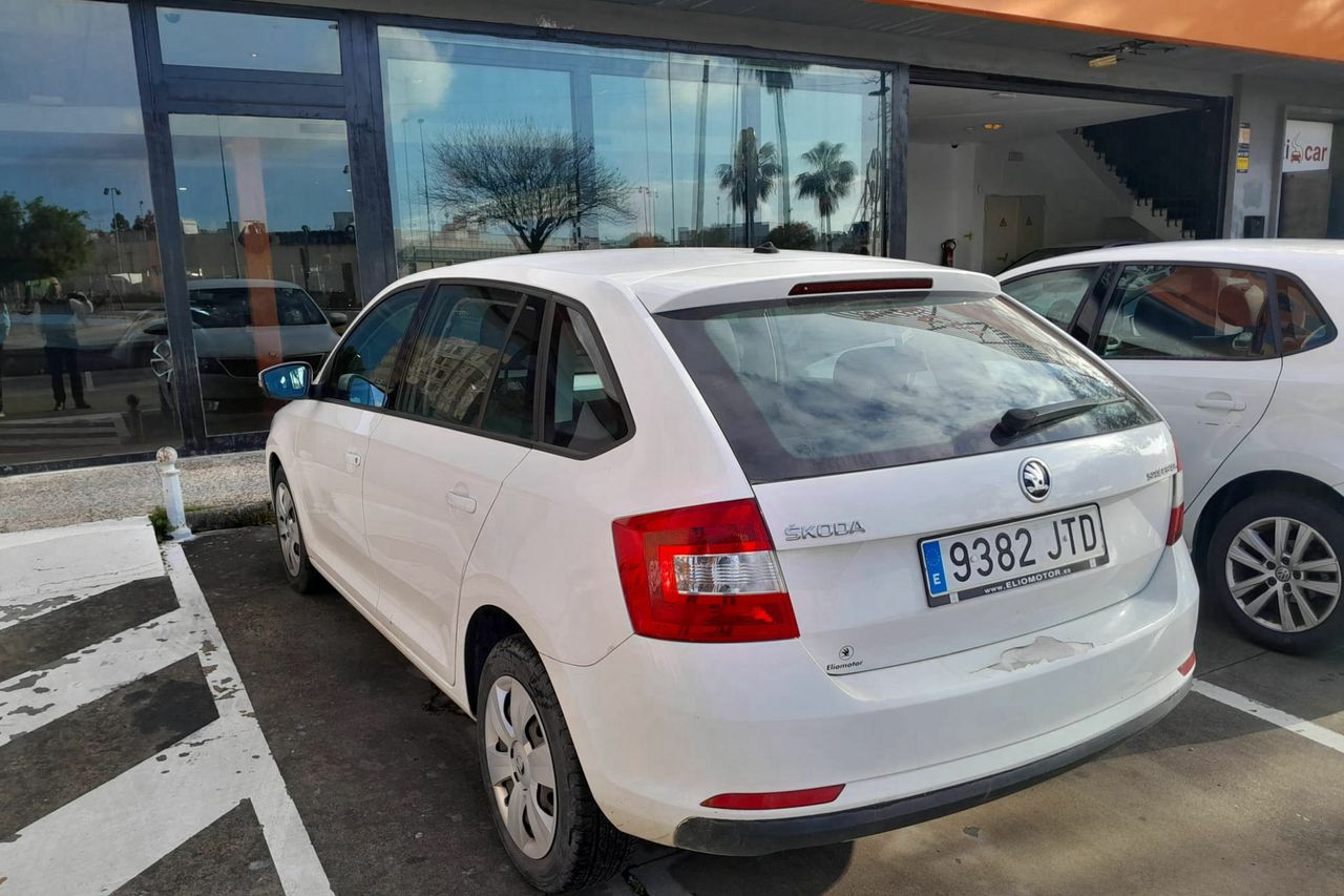 skoda rapid 2016 / foto grande (3)