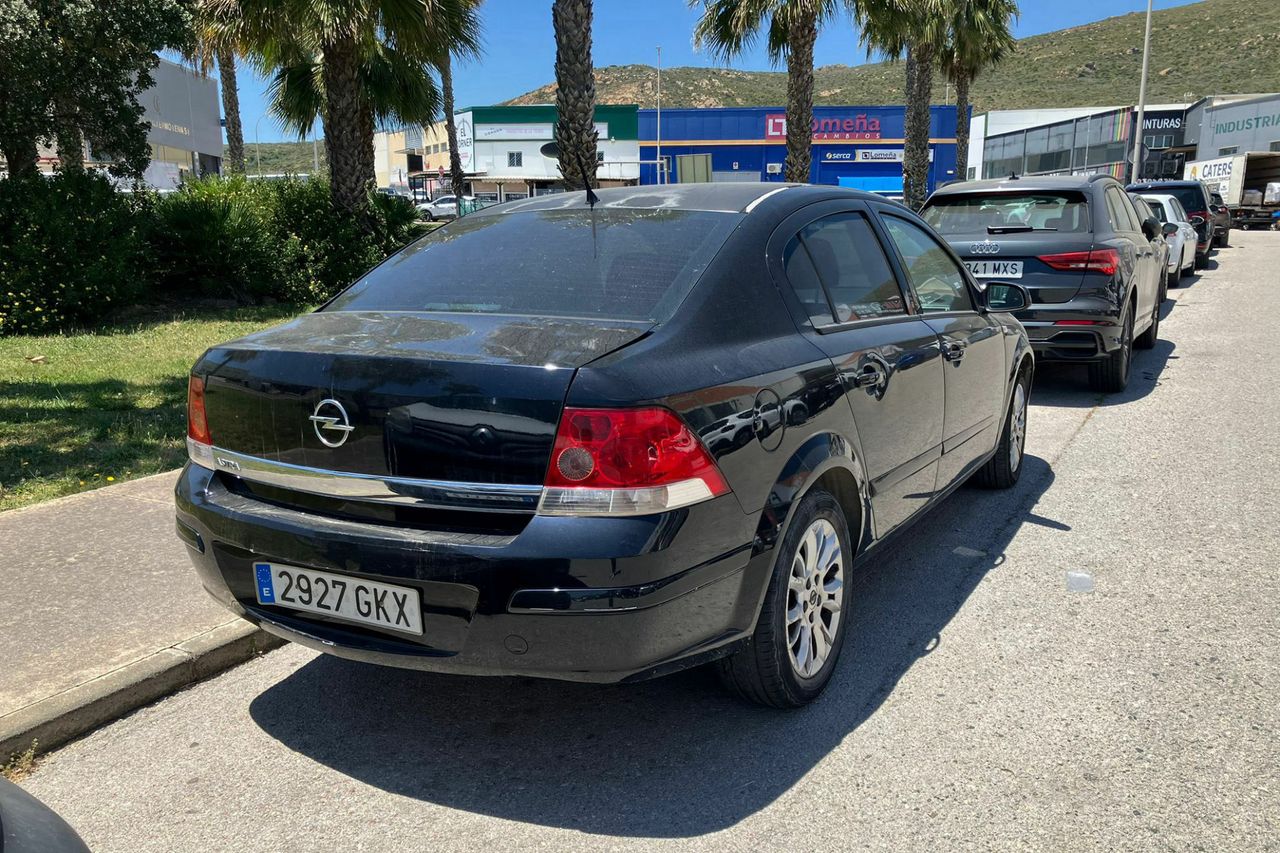 opel astra 2009 / foto grande (3)