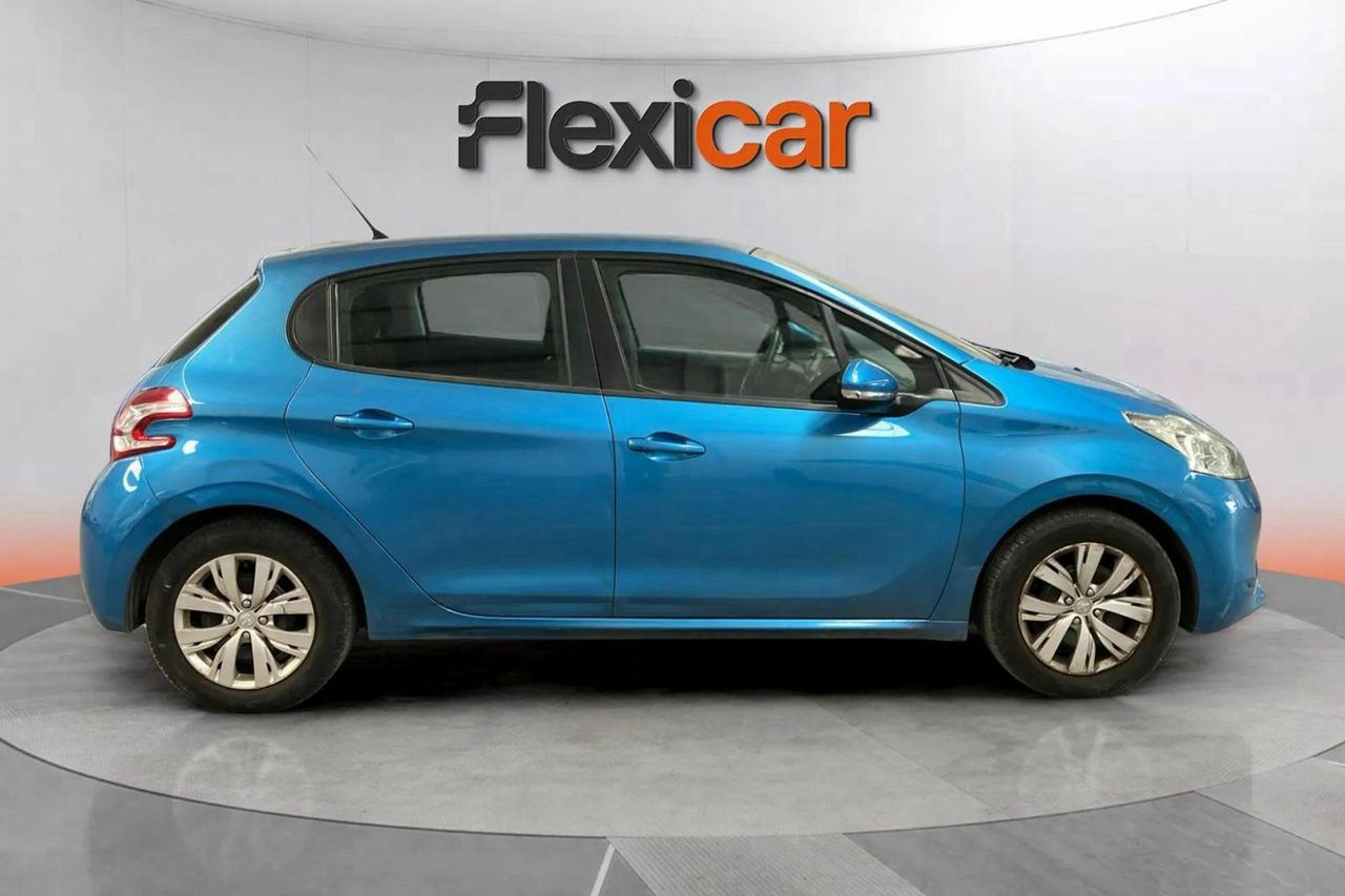 peugeot 208 2012 / foto grande (3)
