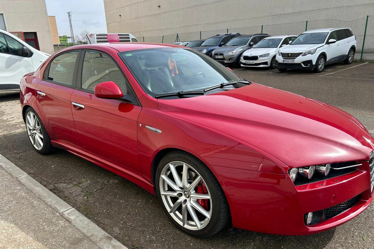 Foto alfa romeo 159 2012 /