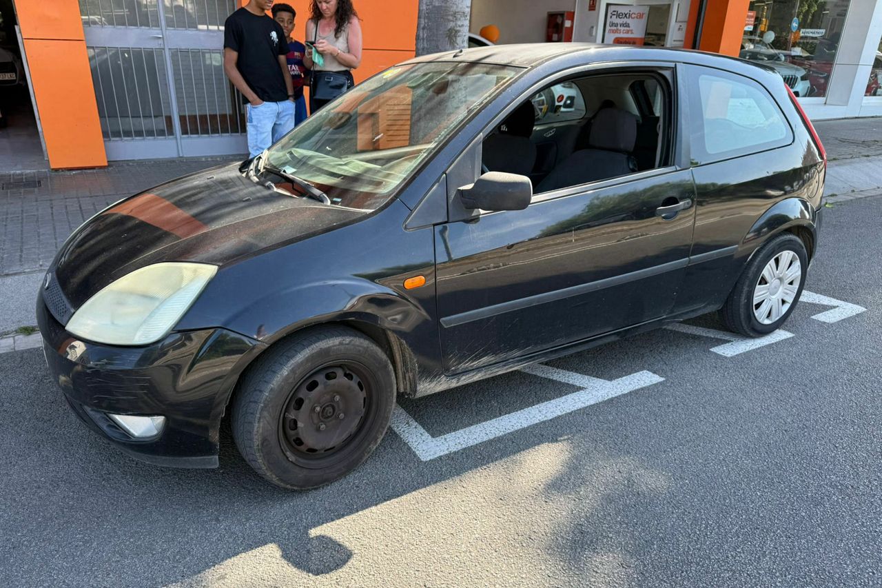 Foto ford fiesta 2003 /