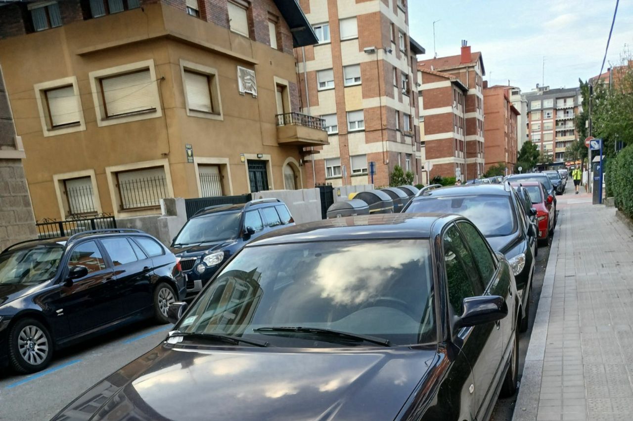 audi a4 2000 /