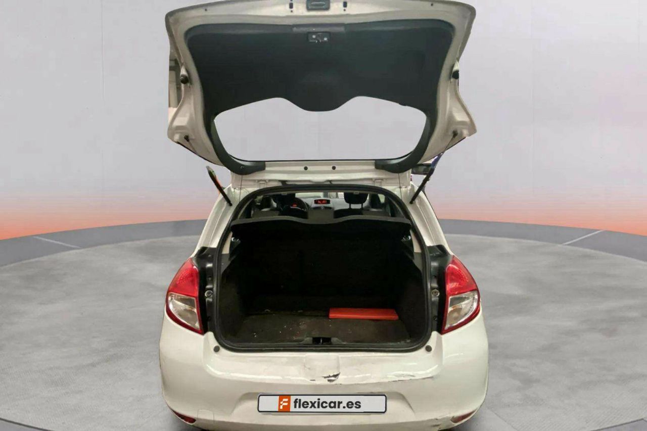 renault clio 2011 / foto grande (3)