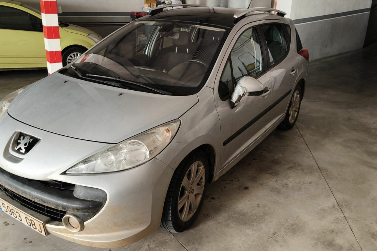Foto peugeot 207 2008 /