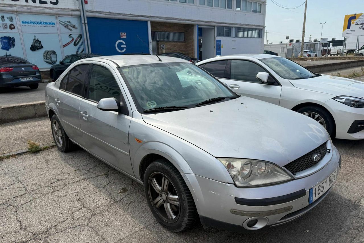 Foto ford mondeo 2001 /