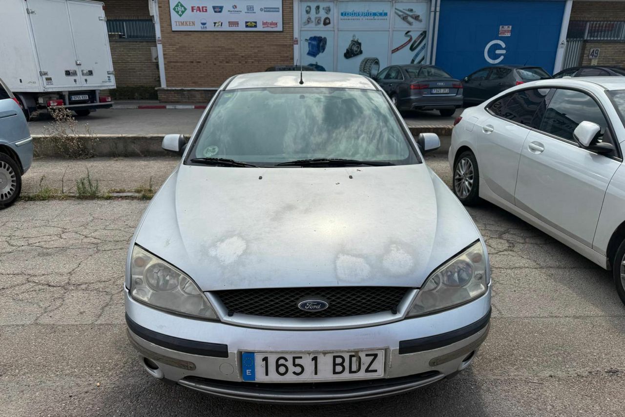 ford mondeo 2001 / foto grande (2)