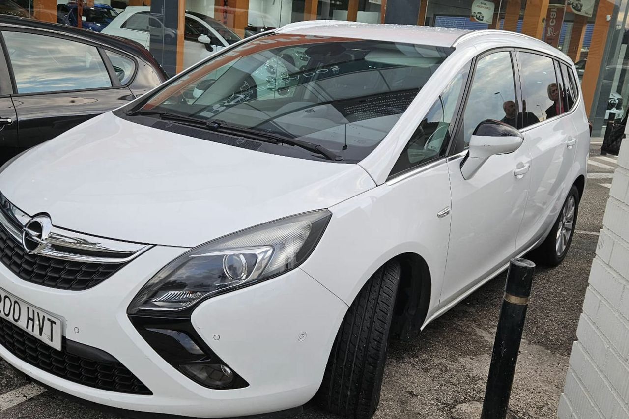 opel zafira tourer    2014 /