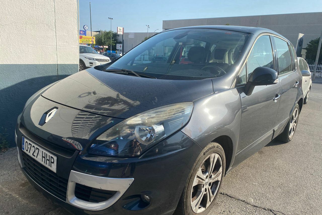renault scénic 2011 /