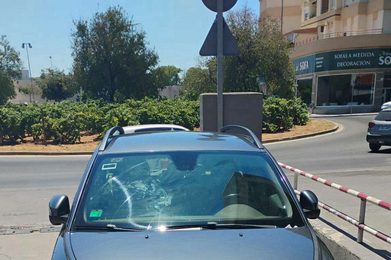volvo v50 2010 /