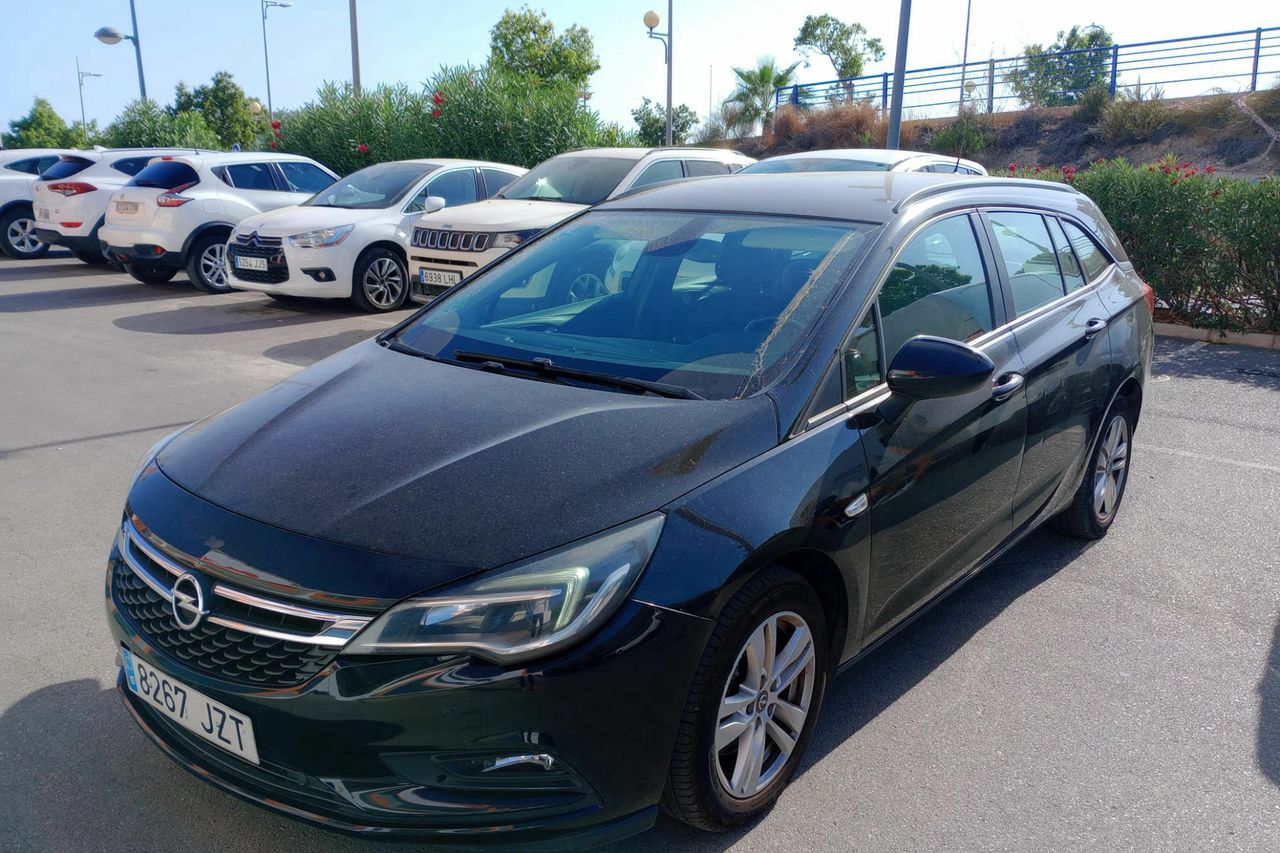 opel astra 2017 /
