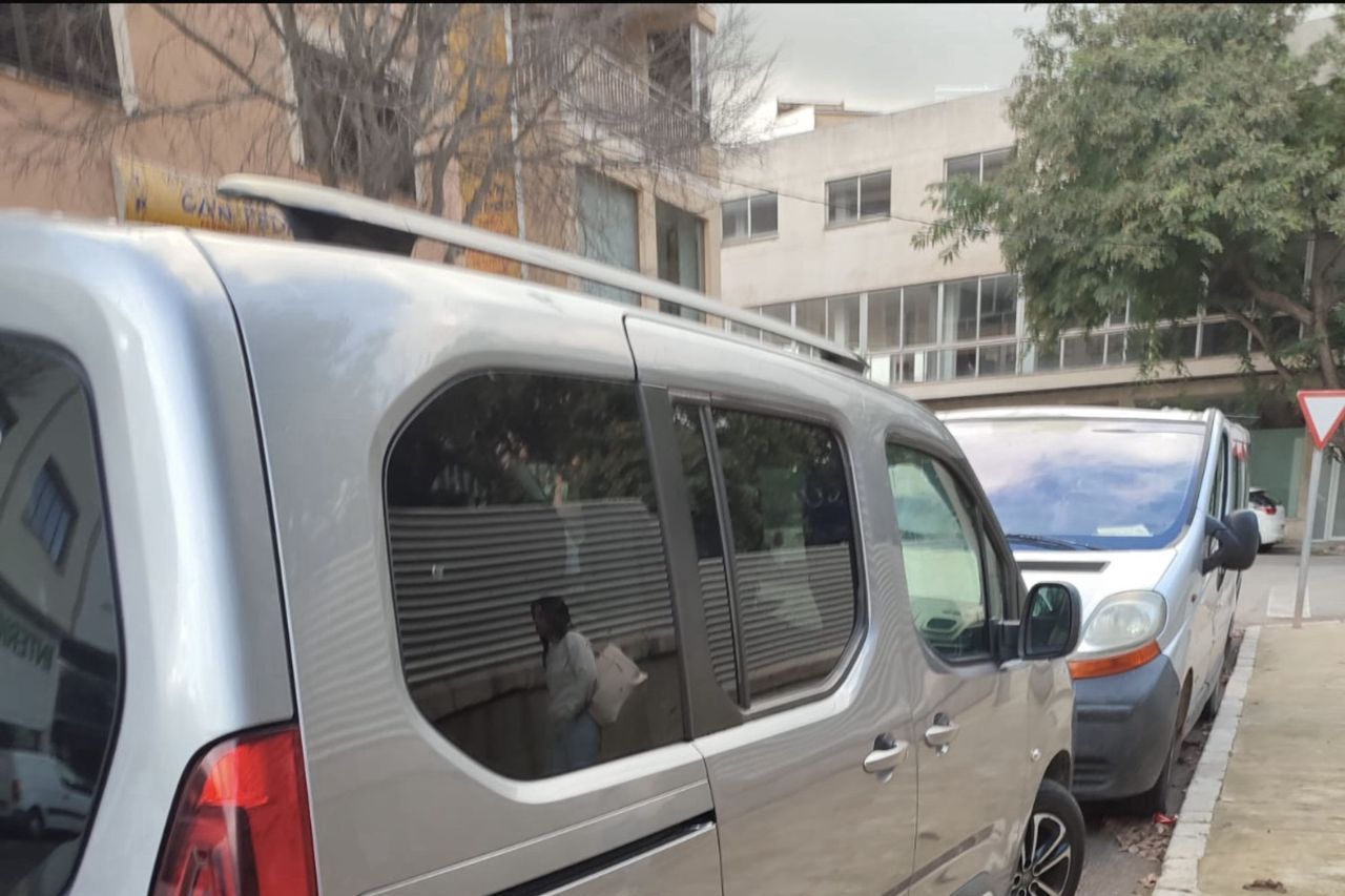bg