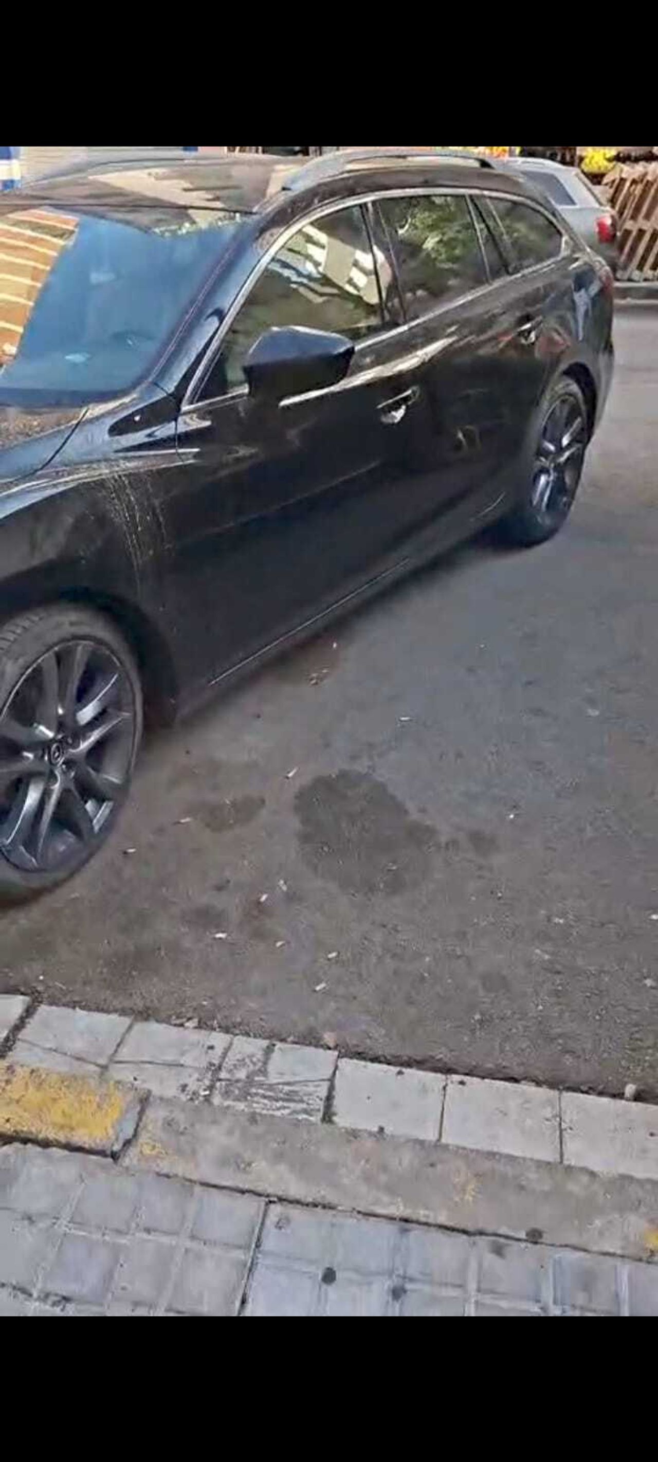 bg