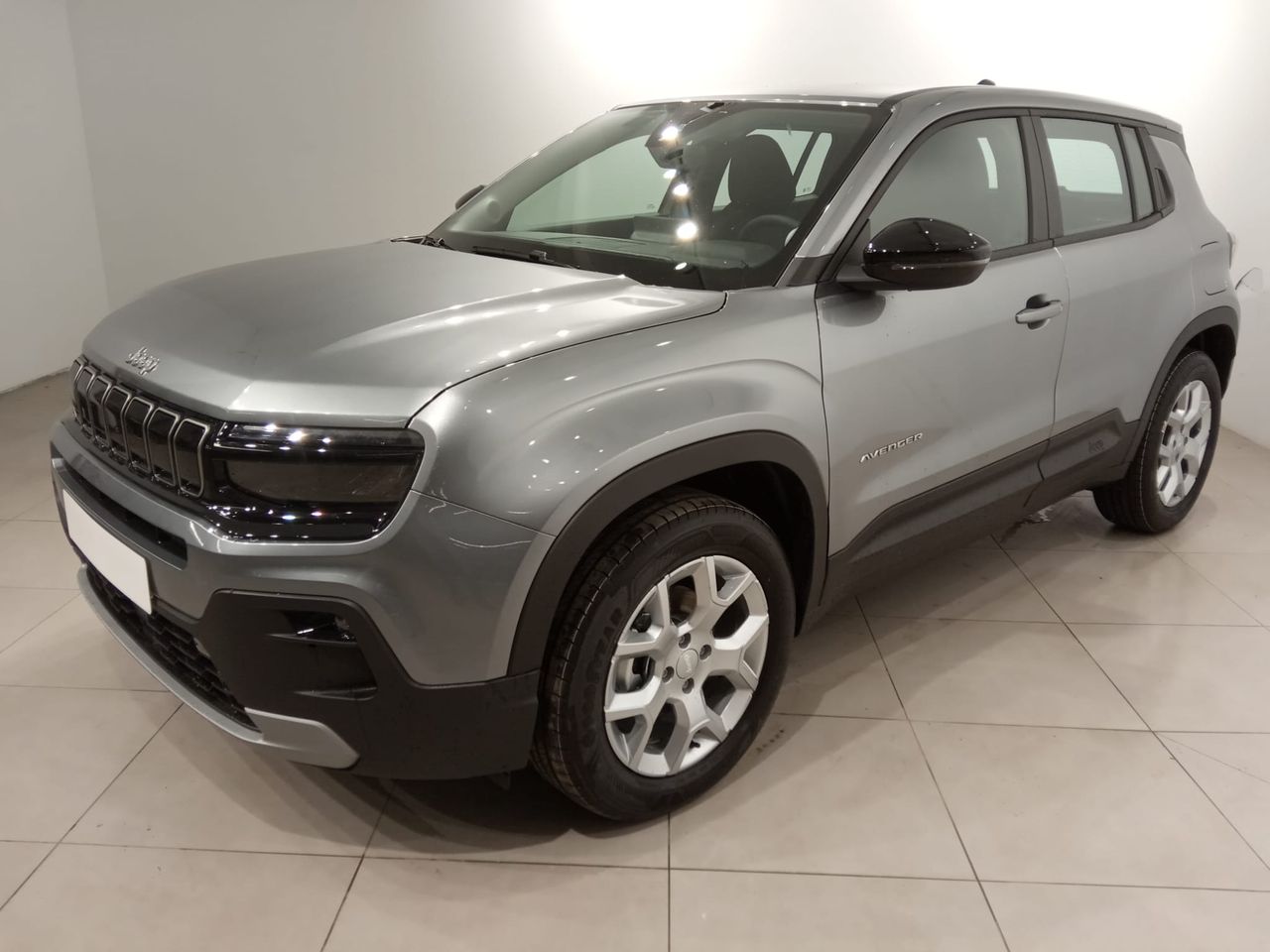 Compraventa  de segunda mano - jeep avenger 2024 /