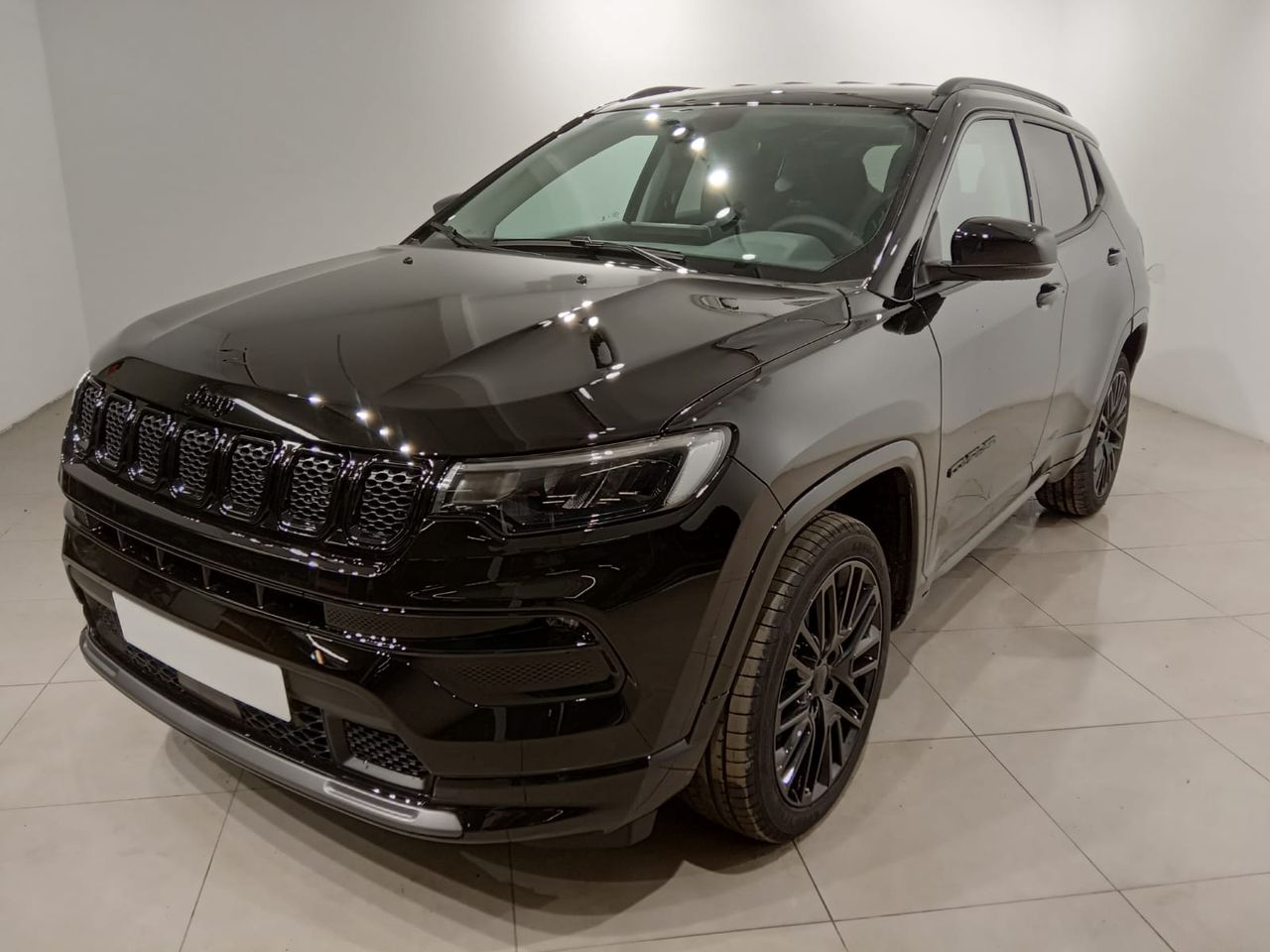 Compraventa  de segunda mano - jeep compass 2024 /