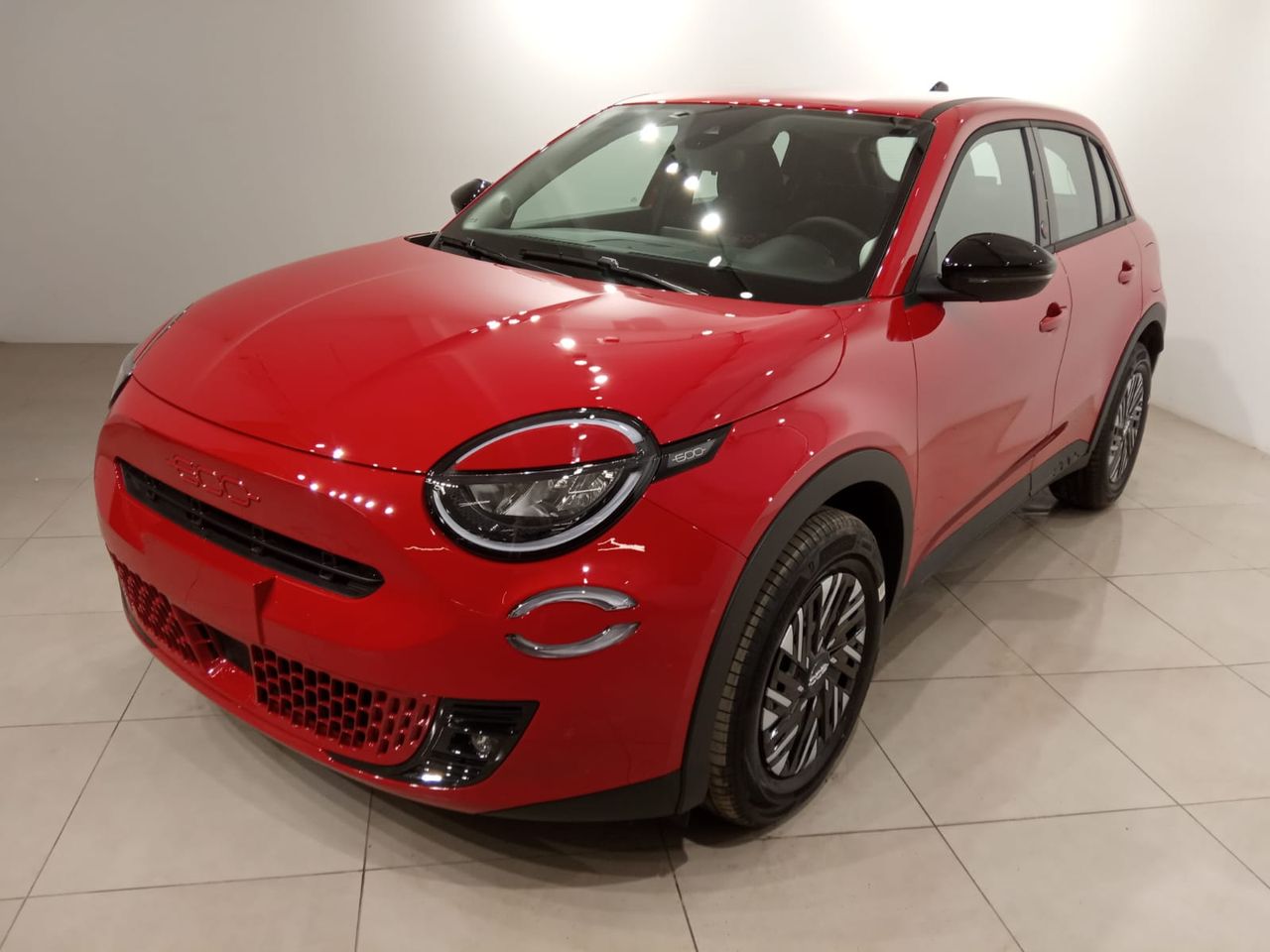 Compraventa  de segunda mano - fiat 600 2024 /