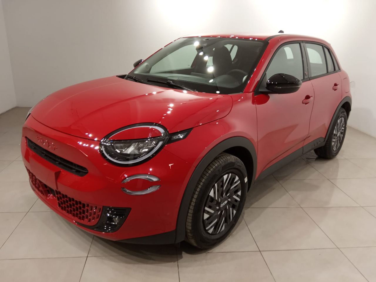 Compraventa  de segunda mano - fiat 600 2024 /