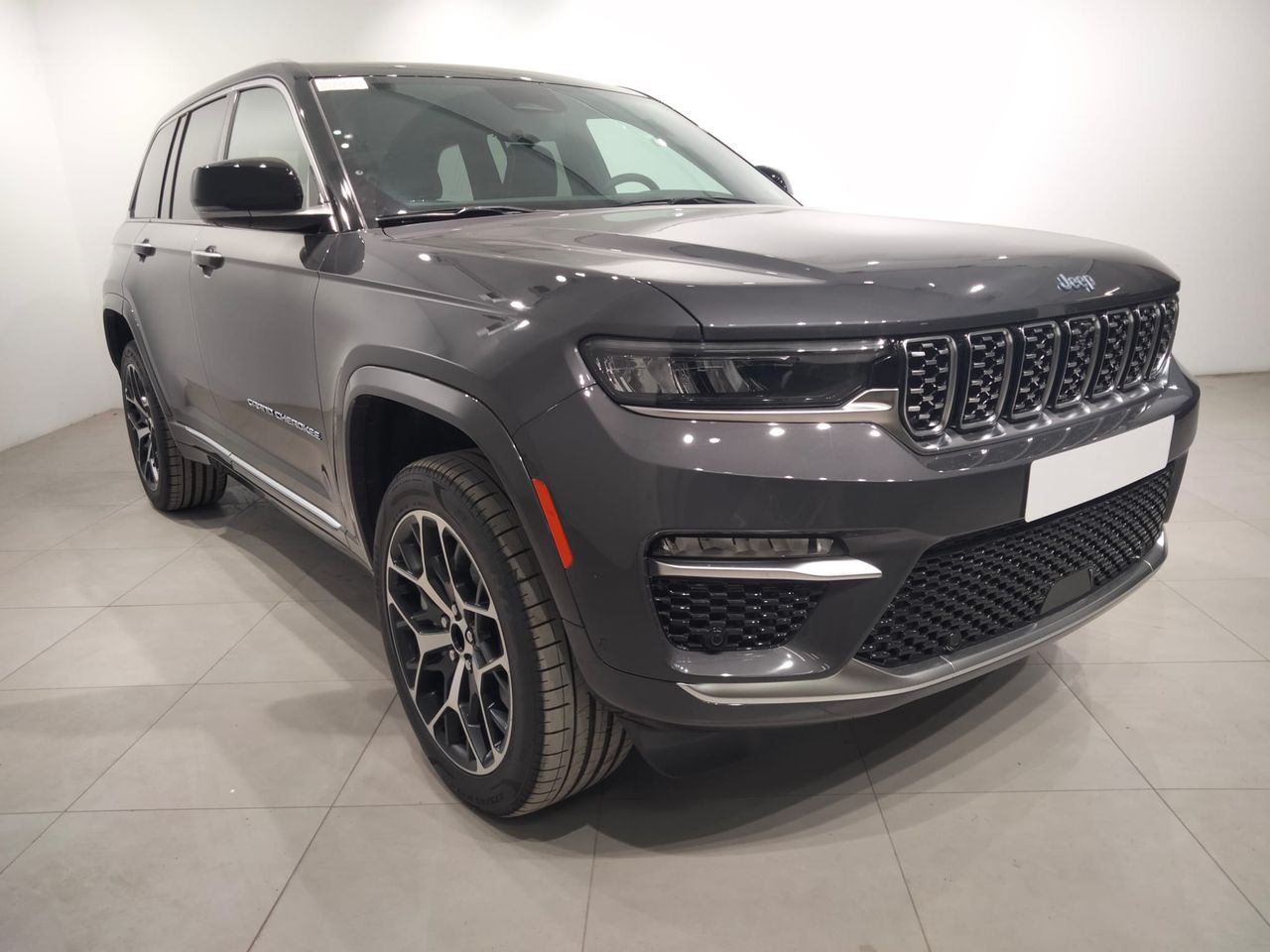 jeep grand cherokee 2024 / foto grande (3)