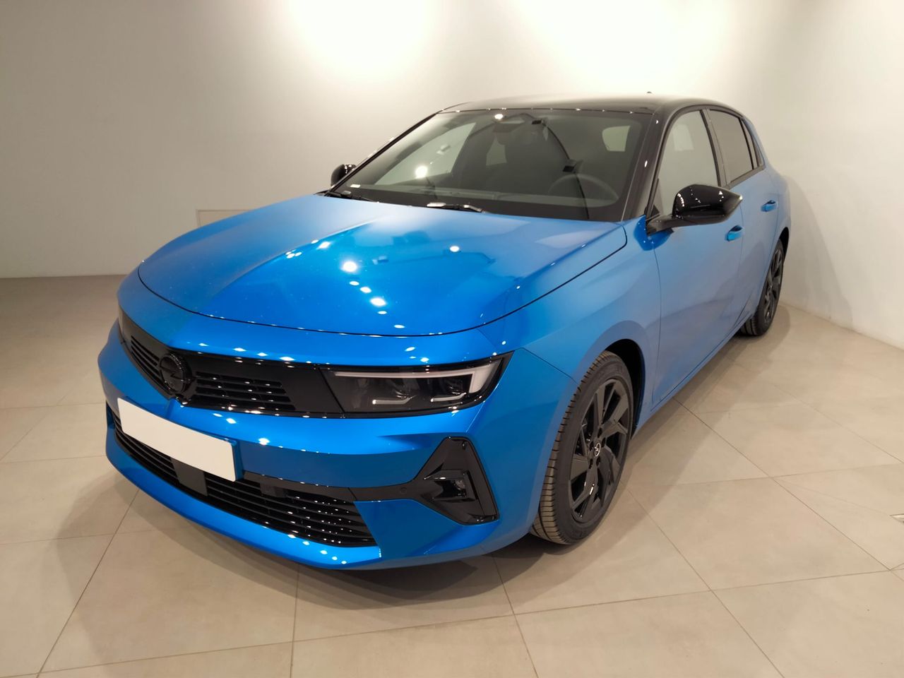 Opel astra azul 130cv  de segunda mano - opel astra 2024 /