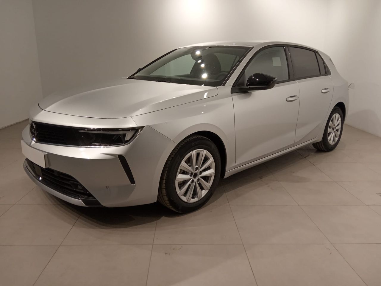 Opel mokkae 2024  de segunda mano - opel astra 2024 /