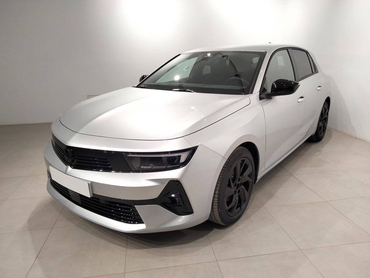 Opel mokkae 2024  de segunda mano - opel astra 2024 /