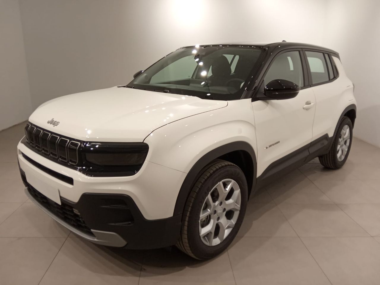 Foto jeep avenger 2024 /