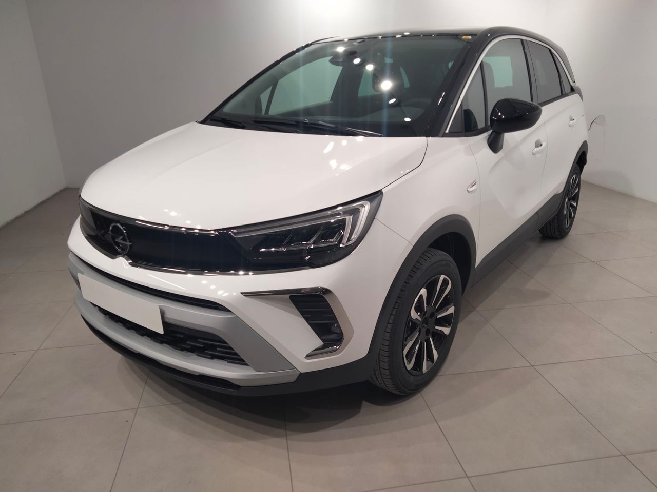 Opel mokkae 2024  de segunda mano - opel crossland 2024 /