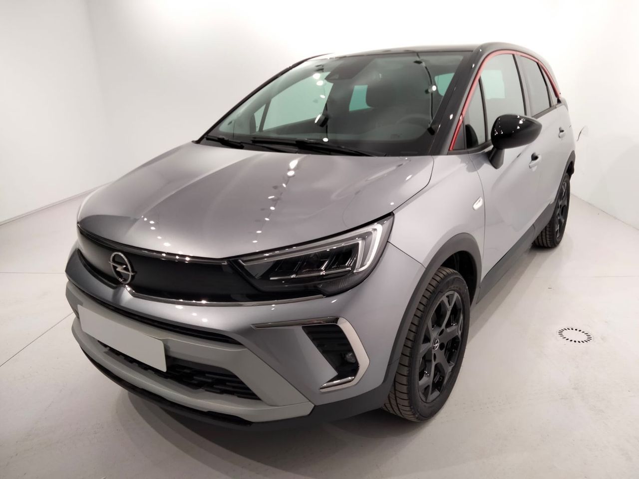 Mudanzas con descuentos madrid  de segunda mano en Madrid - opel crossland 2024 /