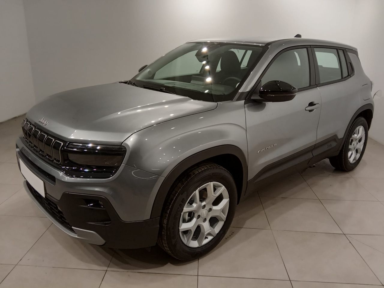 Mudanzas con descuentos madrid  de segunda mano en Madrid - jeep avenger 2024 /