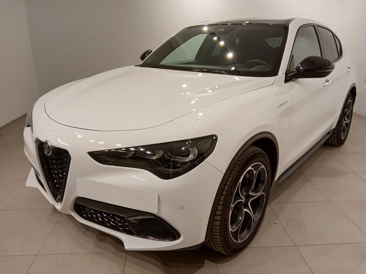 Mudanzas con descuentos madrid  de segunda mano en Madrid - alfa romeo stelvio 2024 /