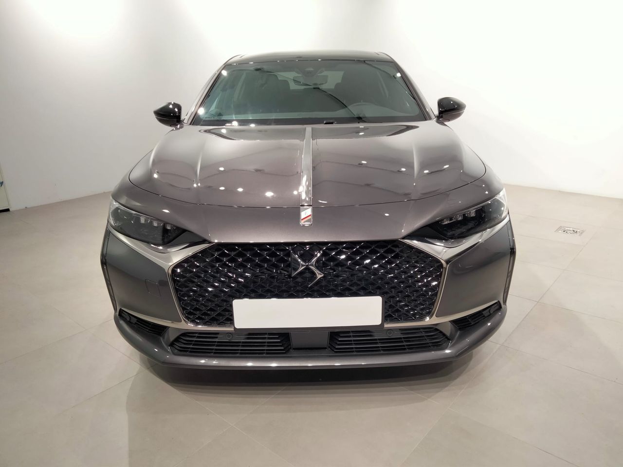 ds automobiles ds 9 2022 / foto grande (2)