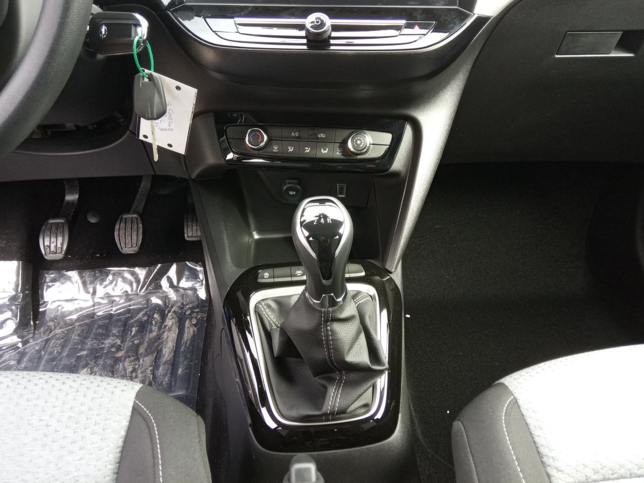 Opel Corsa 1.2 XEL 55kW (75CV) Edition - foto 17