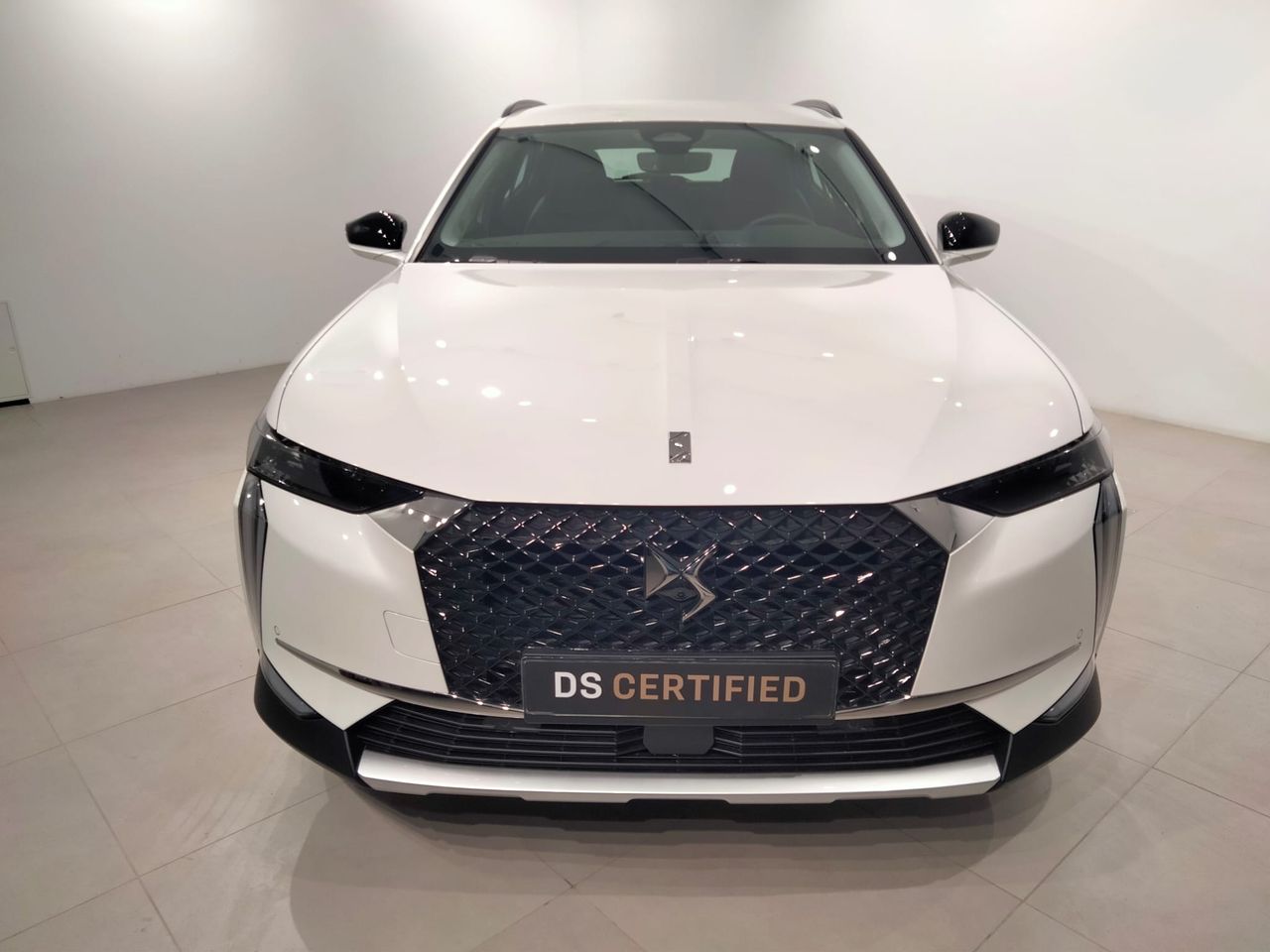 ds automobiles ds 4 2024 / foto grande (2)