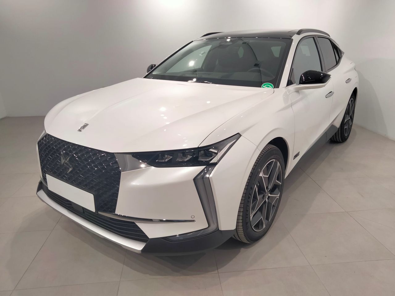 Foto ds automobiles ds 4 2024 /