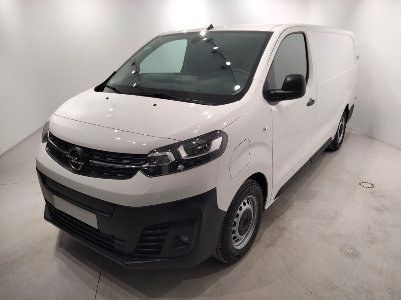 Opel zafira 2025 itv dia  de segunda mano - opel vivaro 2024 /