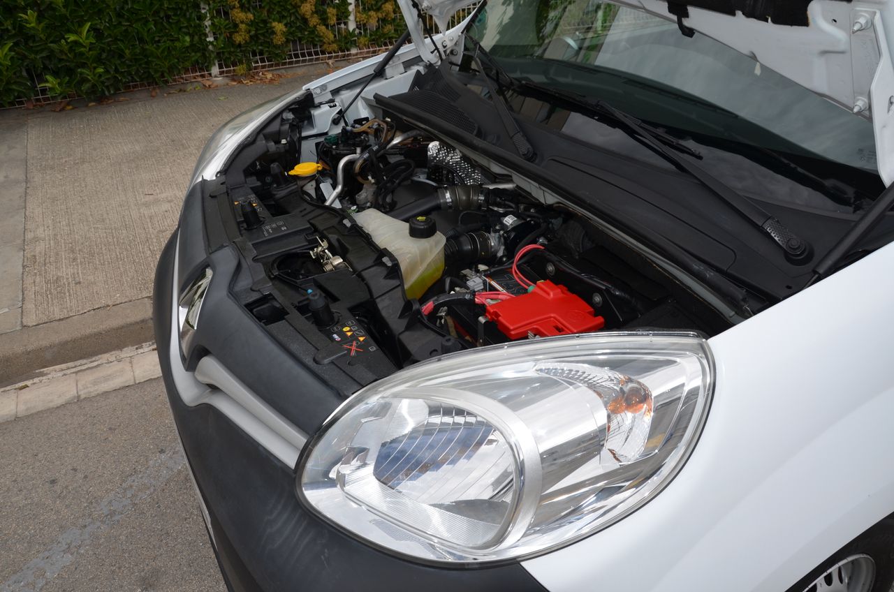 Renault Kangoo II FURGÓN PROFESIONAL 1.5 DCI 90CV E6 ESTANTERÍAS Y CAJONES HECHA TALLER / PUERTA LATERAL - Foto 38