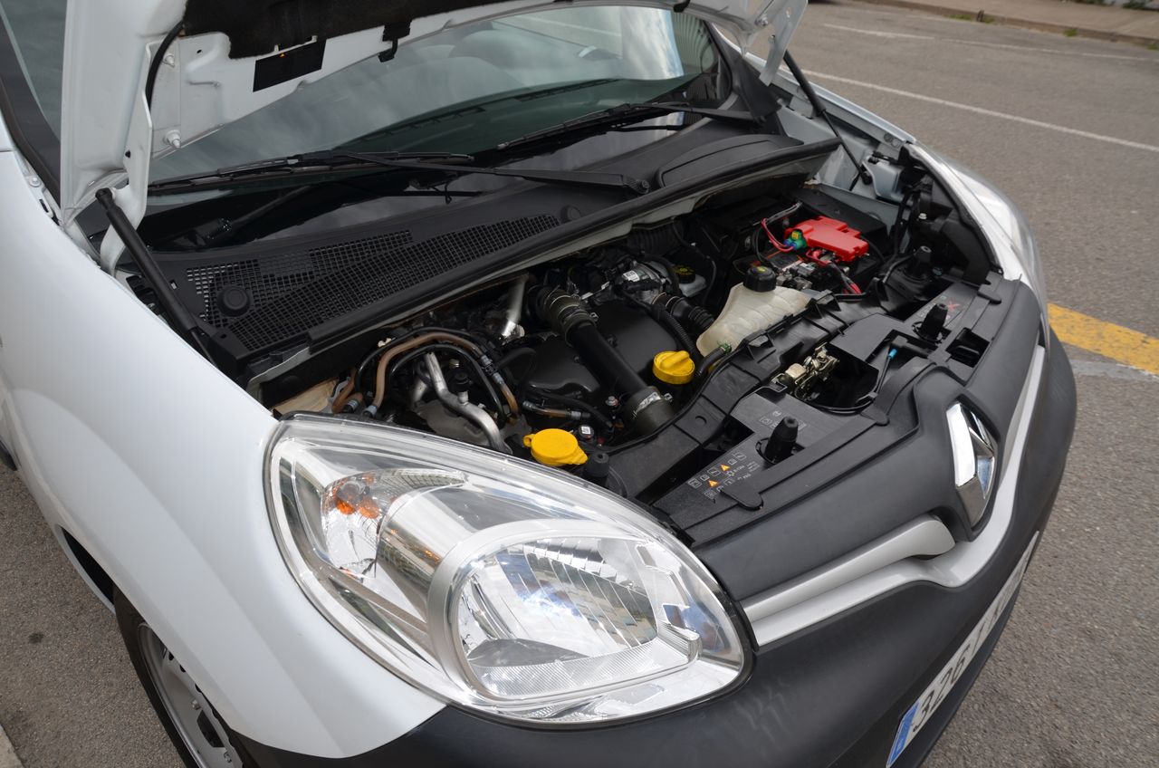 Renault Kangoo II FURGÓN PROFESIONAL 1.5 DCI 90CV E6 ESTANTERÍAS Y CAJONES HECHA TALLER / PUERTA LATERAL - Foto 40