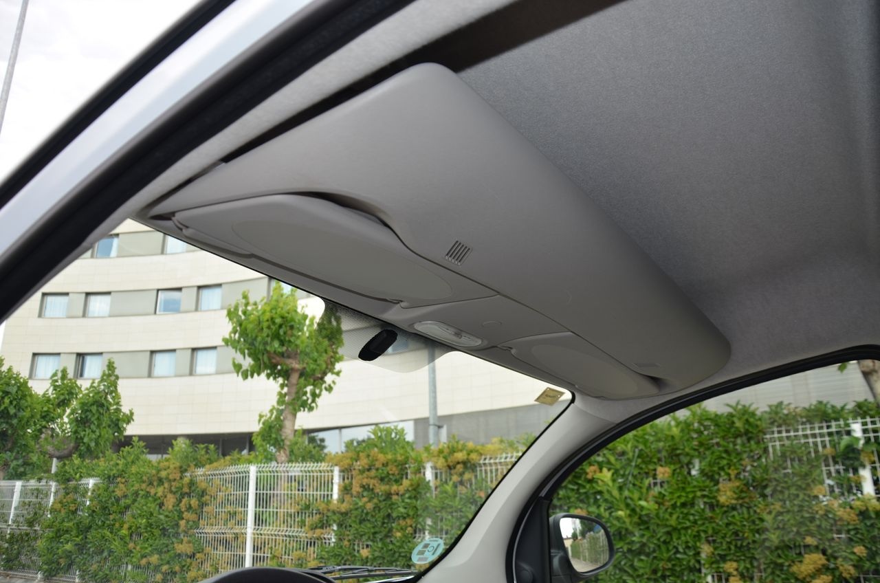 Renault Kangoo II FURGÓN PROFESIONAL 1.5 DCI 90CV E6 ESTANTERÍAS Y CAJONES HECHA TALLER / PUERTA LATERAL - Foto 20