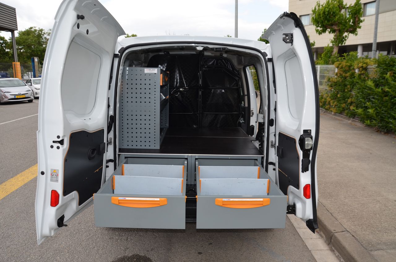 Renault Kangoo II FURGÓN PROFESIONAL 1.5 DCI 90CV E6 ESTANTERÍAS Y CAJONES HECHA TALLER / PUERTA LATERAL - Foto 15