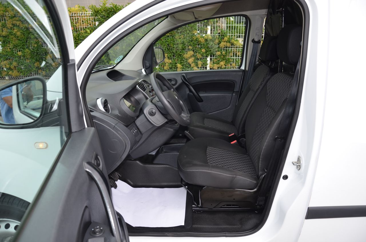 Renault Kangoo II FURGÓN PROFESIONAL 1.5 DCI 90CV E6 ESTANTERÍAS Y CAJONES HECHA TALLER / PUERTA LATERAL - Foto 5