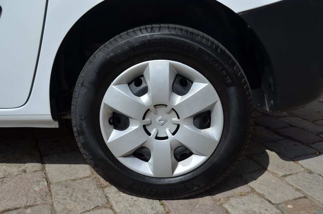 Renault Kangoo COMBI PROFESIONAL 1.5DCI 75CV E6 / DOBLE PUERTA LATERAL / START STOP..  - Foto 19