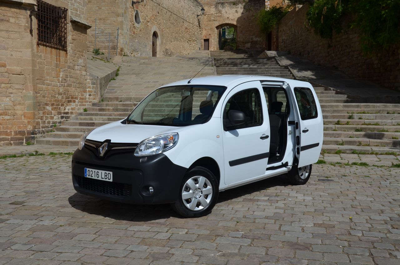 Renault Kangoo COMBI PROFESIONAL 1.5DCI 75CV E6 / DOBLE PUERTA LATERAL / START STOP..  - Foto 18